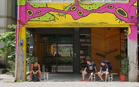 Flip Flop Hostel - Main Station