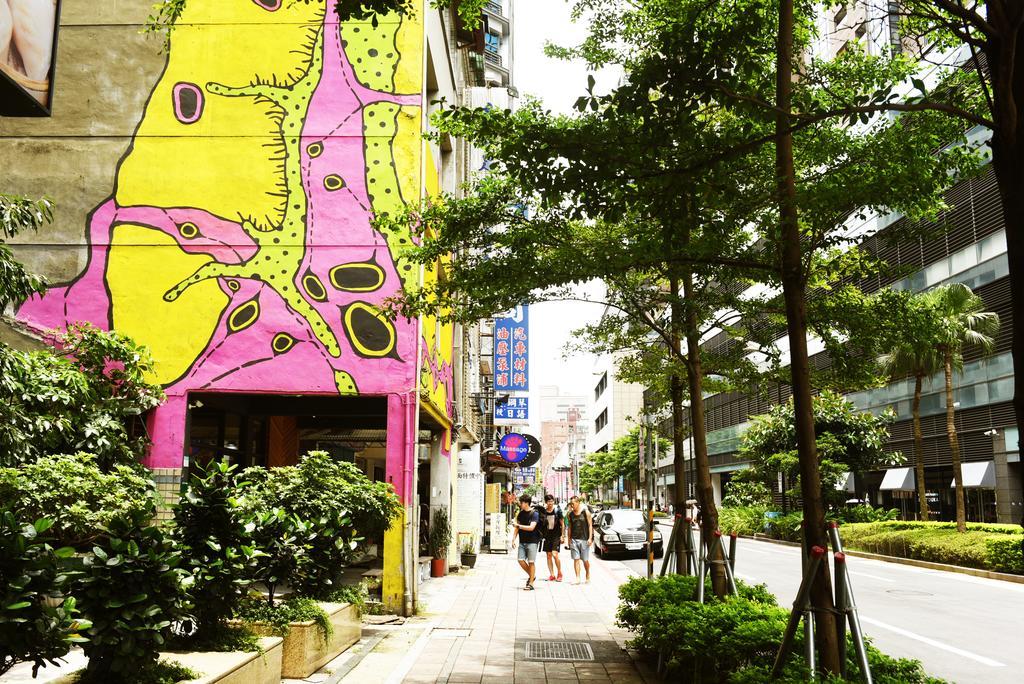 Flip Flop Hostel - Main Station Taipei Extérieur photo