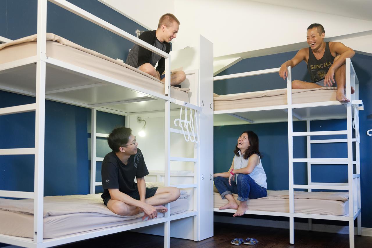 Flip Flop Hostel - Main Station Taipei Extérieur photo