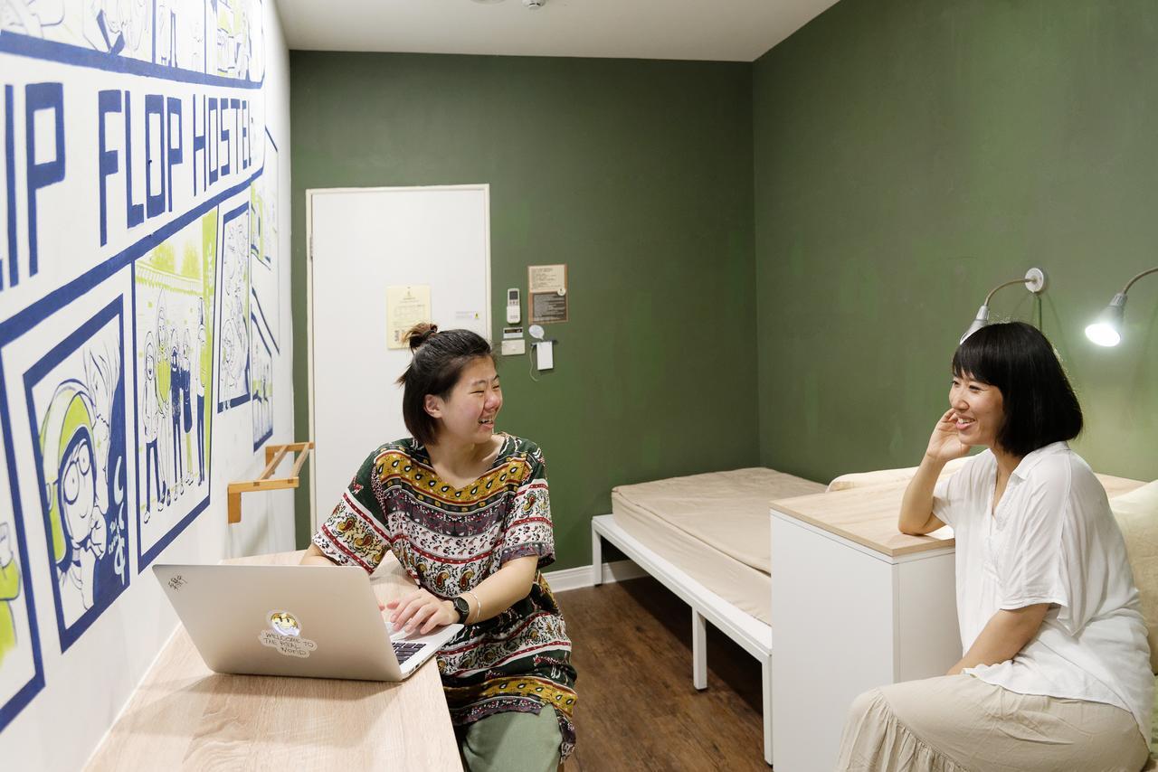 Flip Flop Hostel - Main Station Taipei Extérieur photo
