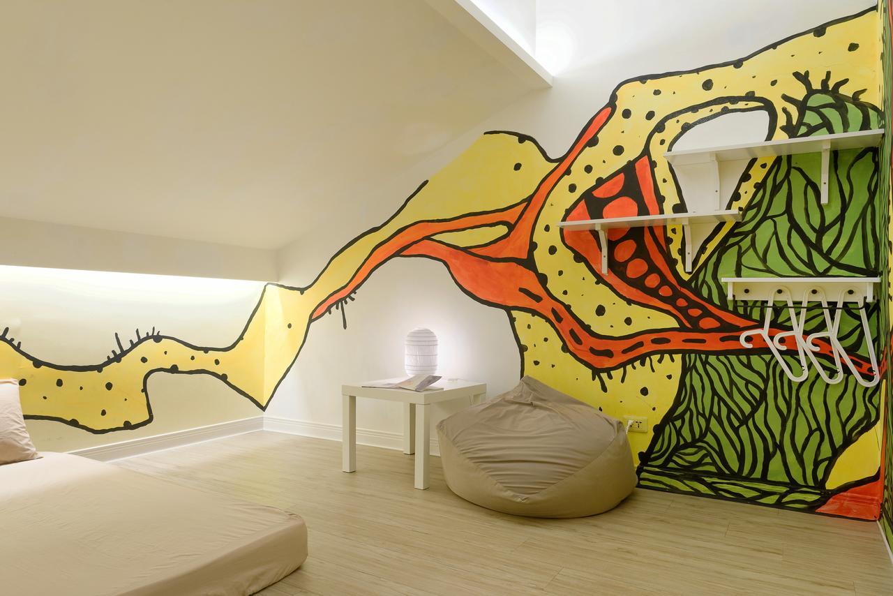 Flip Flop Hostel - Main Station Taipei Extérieur photo