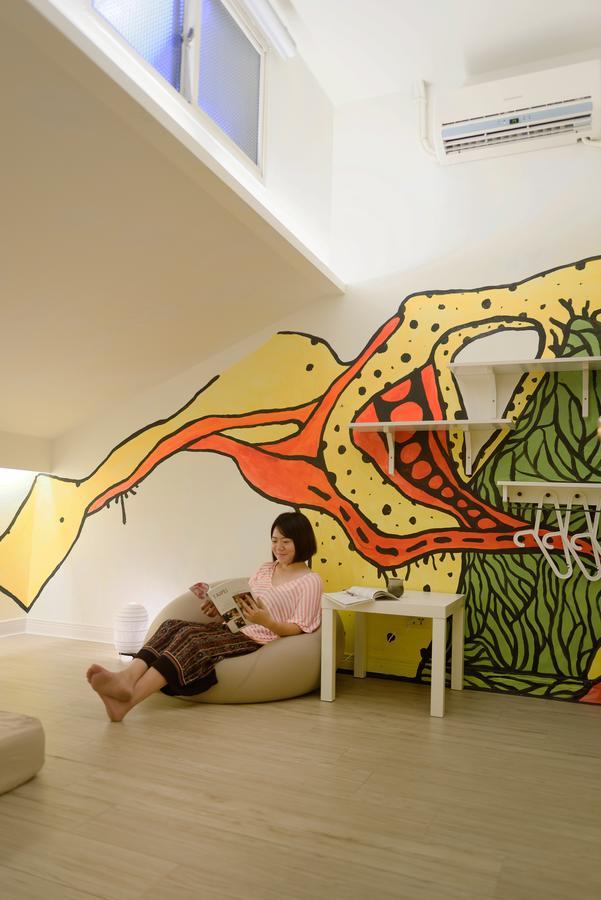 Flip Flop Hostel - Main Station Taipei Extérieur photo