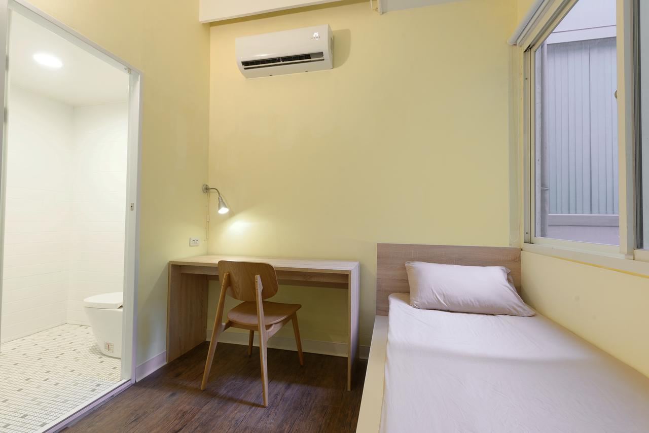 Flip Flop Hostel - Main Station Taipei Extérieur photo